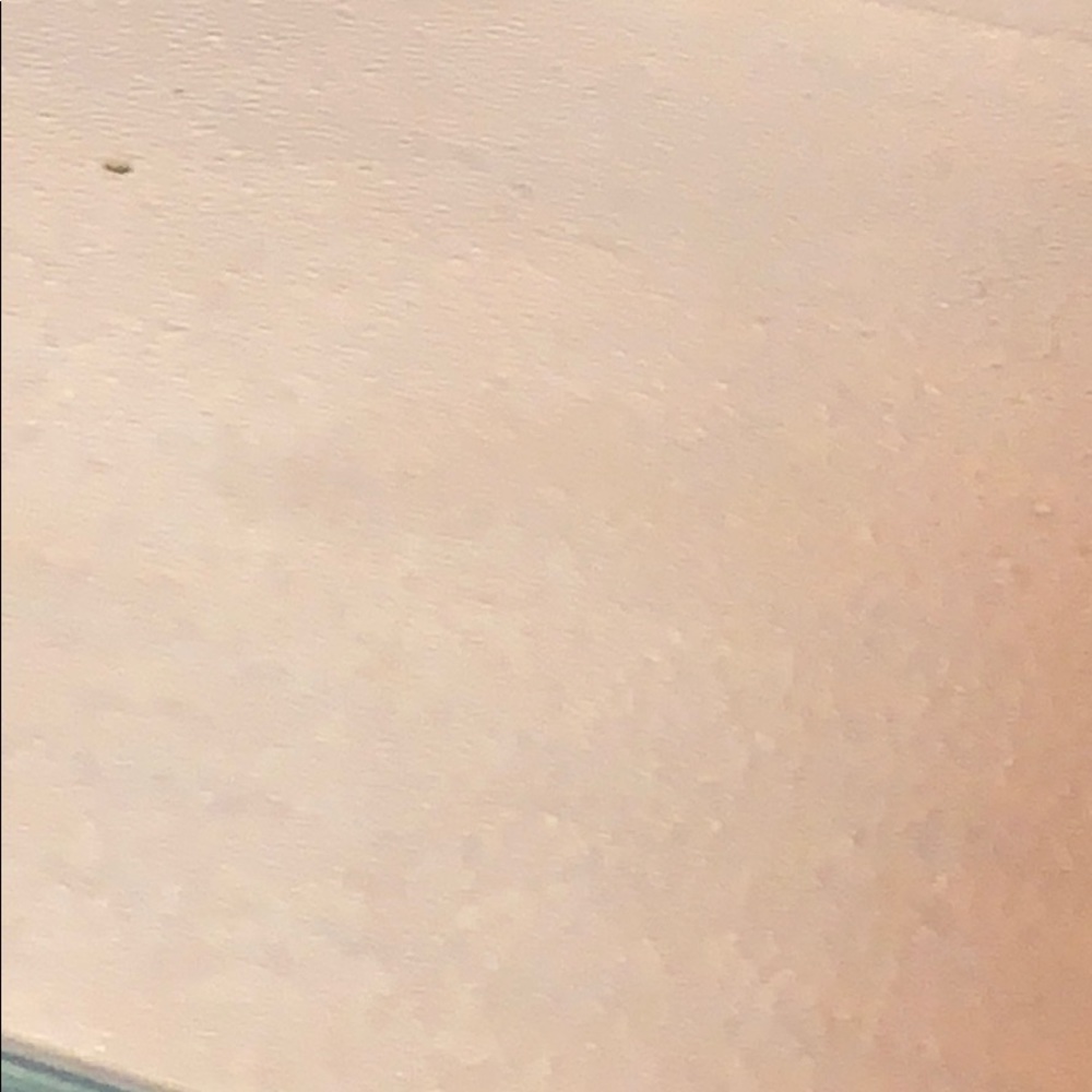 Meet your Posher, Ayza